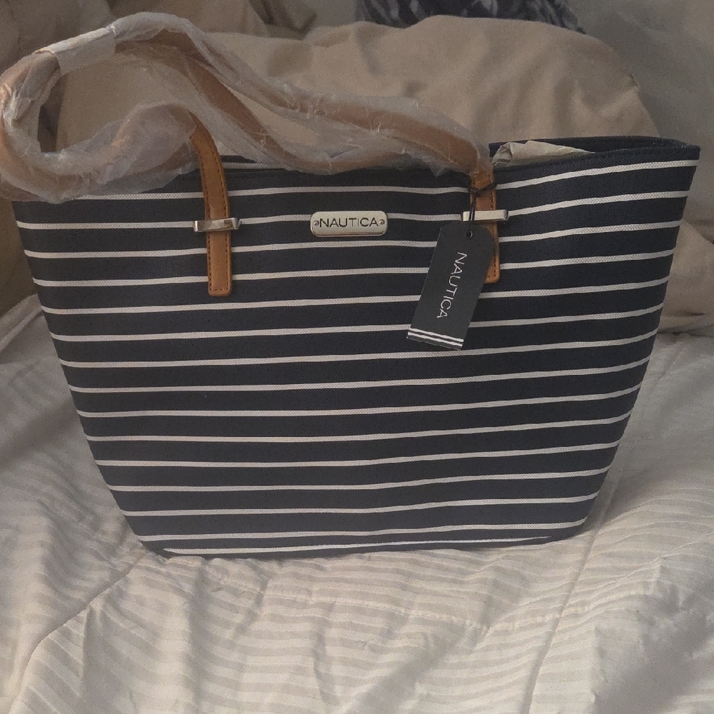 Nautica Classic Navy and White Tote